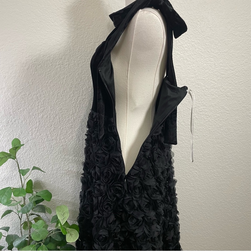 Lulu's Black Velvet Midi Dress - Picture 7 of 10